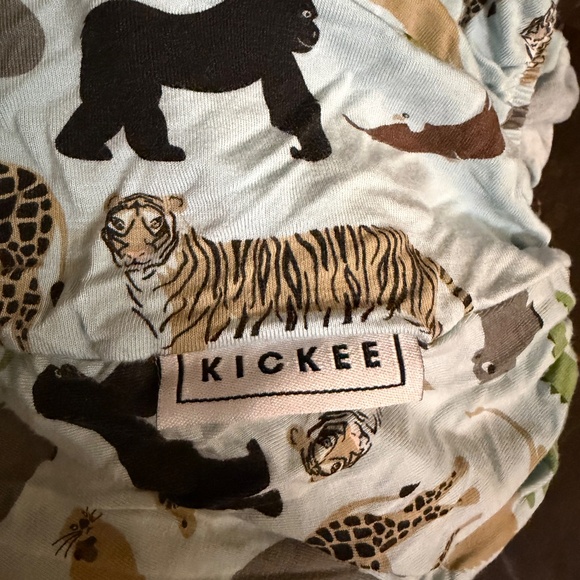 Kickee animal print full size crib sheet - Picture 2 of 2